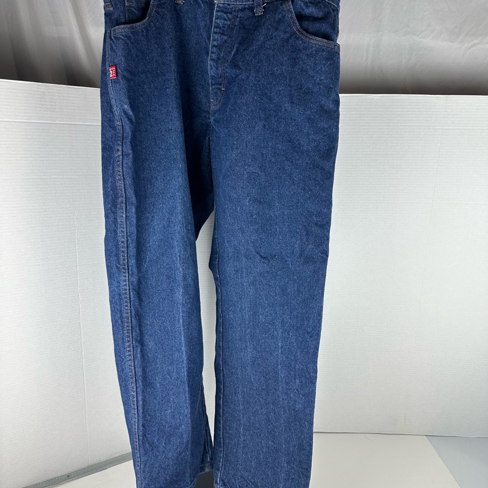 NEW Relaxed Blue Denim Jeans with Classic Fit 38 x 30